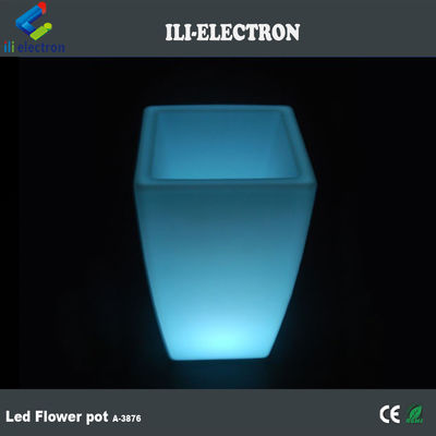 Chiny Dostawca LED zewnętrzny oświetlony oświetlony kwadratowy roślinny garnek 80000h żywotność baterii