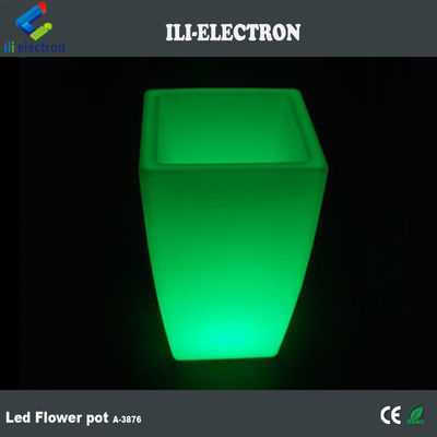 Chiny Dostawca LED zewnętrzny oświetlony oświetlony kwadratowy roślinny garnek 80000h żywotność baterii