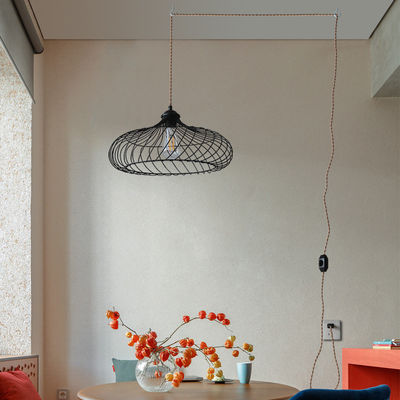 Lampa w stylu przemysłowym z wtyczką i przełącznikiem