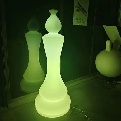 Zaaładowalne plastikowe lampy ogrodowe w kształcie szachów AC 85-265V