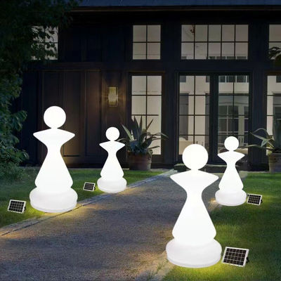 Zaaładowalne plastikowe lampy ogrodowe w kształcie szachów AC 85-265V