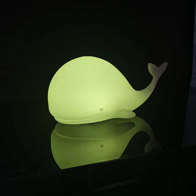 Lampa nocna wielorybówki LED do sypialni przy łóżku dziecka