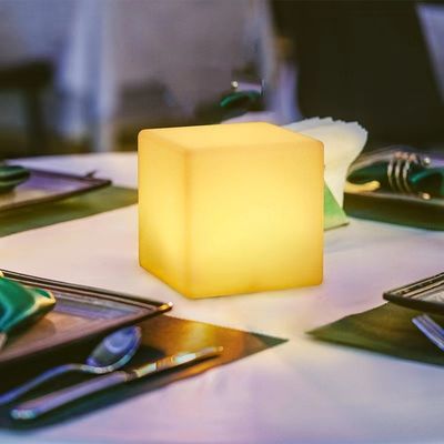 6 cali LED Cube Night Light Kolorowe ładowanie USB wodoodporne