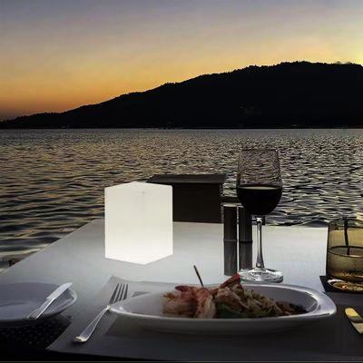 6 cali LED Cube Night Light Kolorowe ładowanie USB wodoodporne