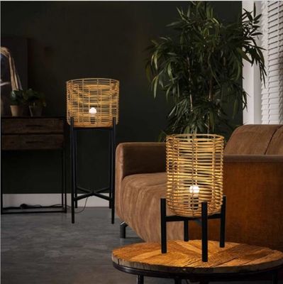 4 nogi Wicker Rattan podłogowe lampy do atmosfery salonu