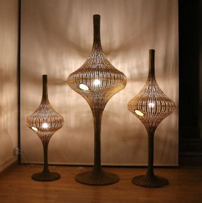Nowoczesna stojąca lampa podłogowa z rotanu E27 Baza dla salonu hotelowego