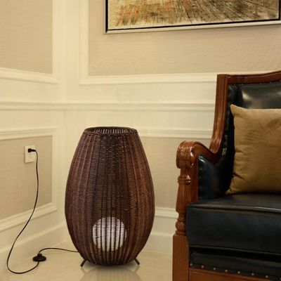 Pokój dzienny pokój studyjny hotel inn villa klub kreatywna lampa podłogowa z rotanu