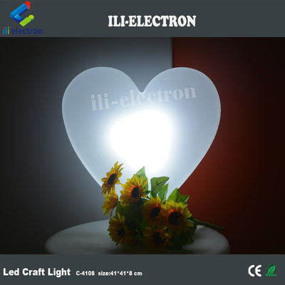 Plastikowe lampy do basenu, lampy LED do serca kolorowe zmieniające się ładowalne