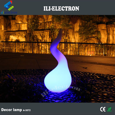 16 zmieniających kolor plastikowe lampy podłogowe LED