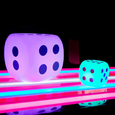 Wodoszczelny plastik Glow Cube Dice Infarad Remote Control