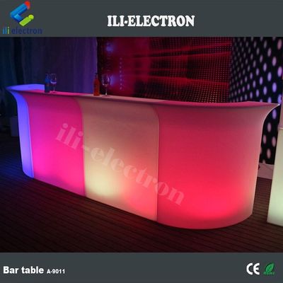 Odległe kolorowe oświetlone LED świecący kącik bar do ogrodu