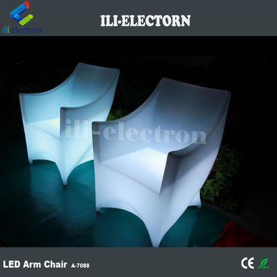 100% PE Plastikowa, ładowalna, oświetlona kolorem RGB, kanapa LED