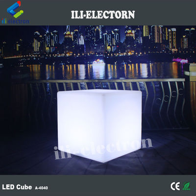 PE plastikowy zmieniający kolor oświetlony Solid LED Glow Cubes