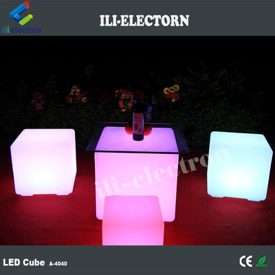 PE plastikowy zmieniający kolor oświetlony Solid LED Glow Cubes