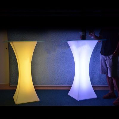 Nowy Design Modny PE plastikowy party LED światło stolik koktajlowy