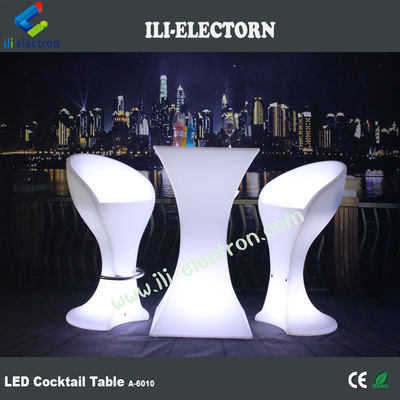 Nowy Design Modny PE plastikowy party LED światło stolik koktajlowy