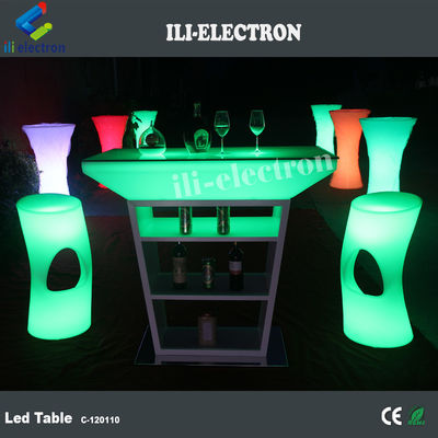 Plastikowe meble LED, świecący bar, stolik do imprez, salon.