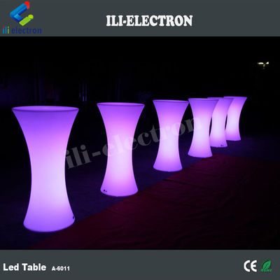 Wydarzenie w klubie nocnym wysoki chłopiec świecący stolik koktajlowy LED przenośne oświetlenie wysoki stolik koktajlowy RGB