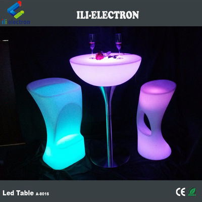 Komercyjny LED Light Cocktail Table, Oświetlony Bar Table Wireless For Party