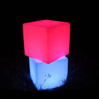 CE ROHS Certyfikowany zewnętrzny fotel LED Cube Light dla dekoracji ślubnej