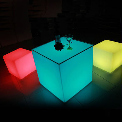 Plastikowe oświetlenie przestrzeni LED Cube Light Idealne rozwiązanie oświetlenia