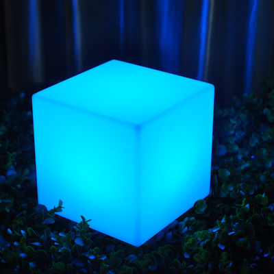 Plastikowe oświetlenie przestrzeni LED Cube Light Idealne rozwiązanie oświetlenia