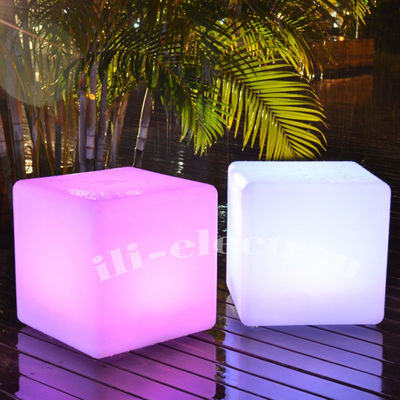Plastikowe oświetlenie przestrzeni LED Cube Light Idealne rozwiązanie oświetlenia