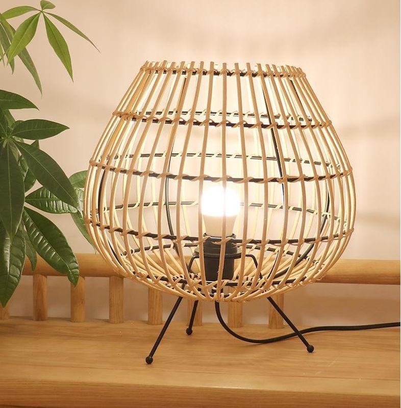 Lampa stołowa bambusowa w kolorze naturalnym dla sypialni