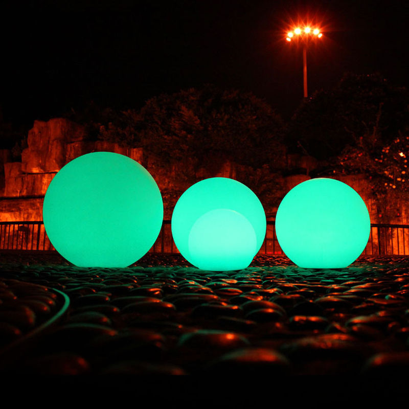 Plastikowa zewnętrzna, wodoodporna, oświetlona piłka LED 20,25,30,35,40,50,60cm